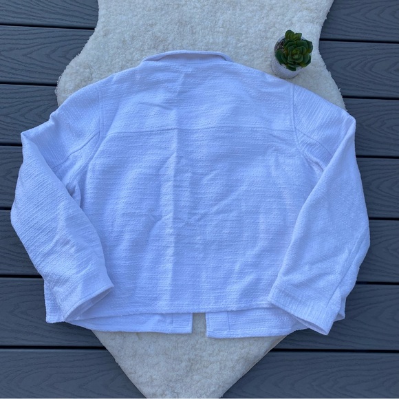 Express White Jacket - Picture 3 of 3